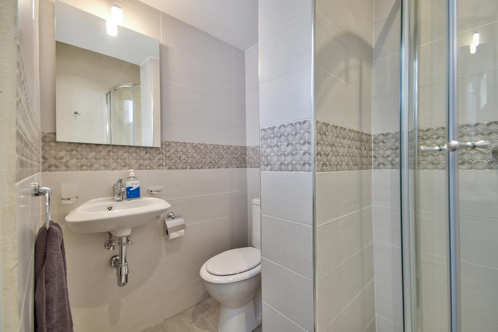 Valletta Luxe 3-Bedroom Duplex Penthouse With Sea View Terrace And Jacuzzi Exterior photo