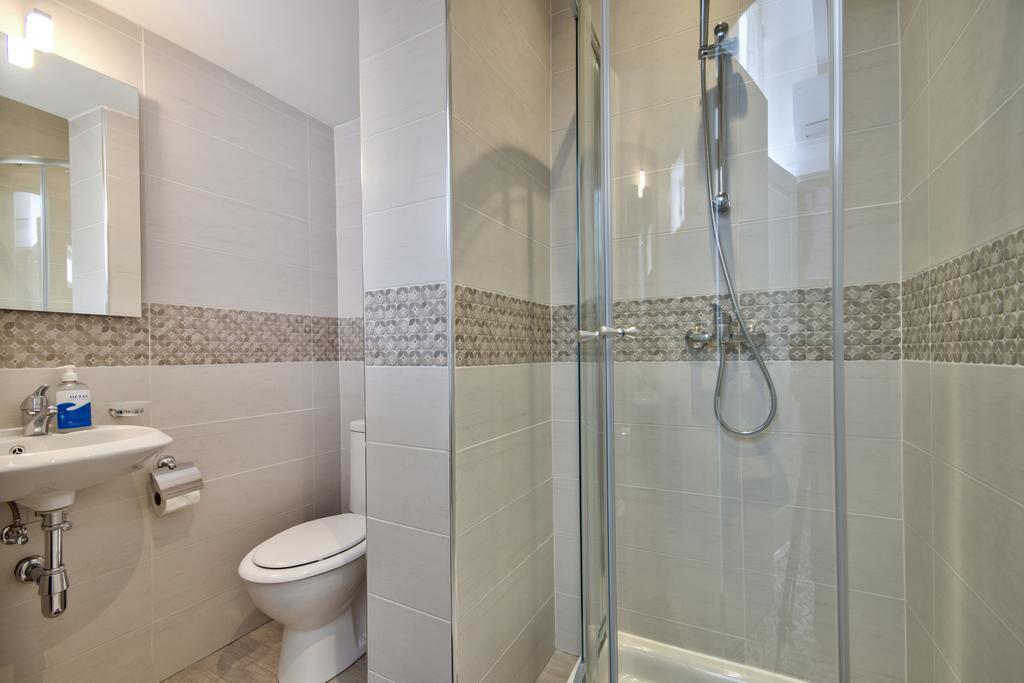 Valletta Luxe 3-Bedroom Duplex Penthouse With Sea View Terrace And Jacuzzi Exterior photo