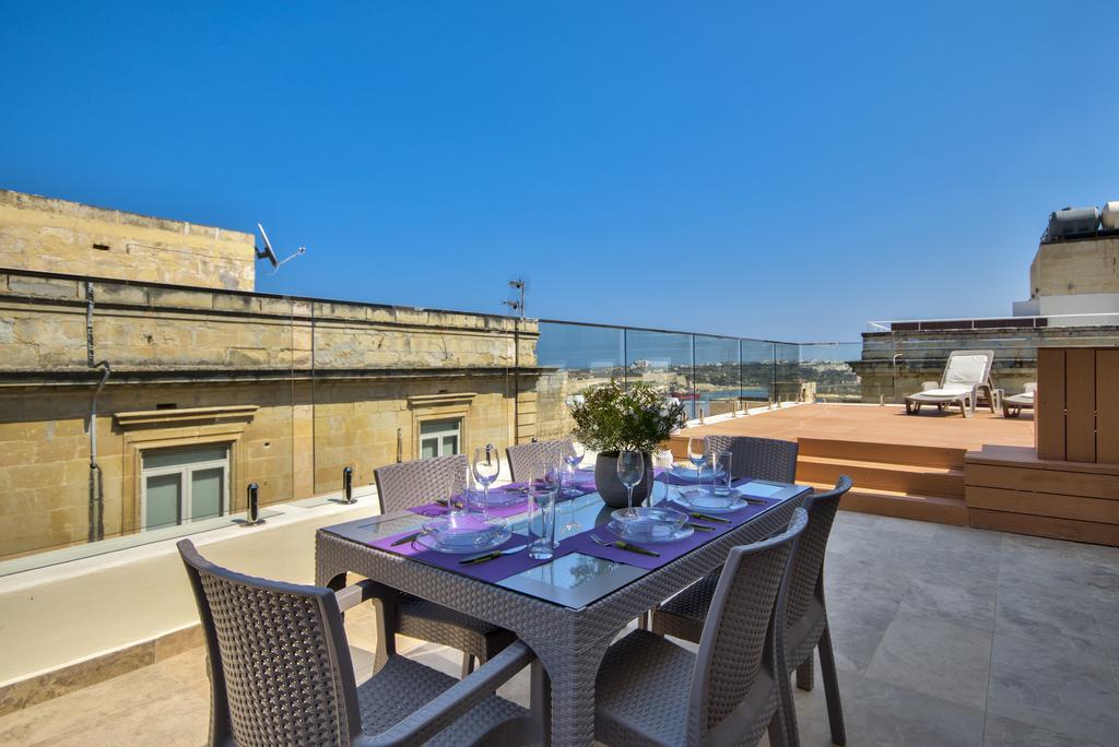 Valletta Luxe 3-Bedroom Duplex Penthouse With Sea View Terrace And Jacuzzi Exterior photo